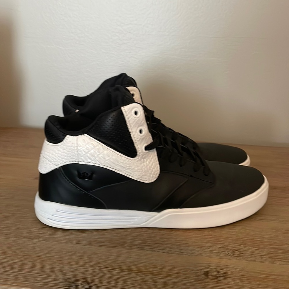 Supra Khan